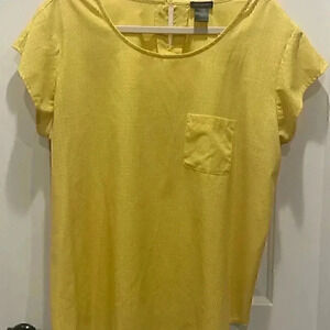ANN TAYLOR BRIGHT YELLOW BLOUSE  WITH UNIQUE PIN HOLE PATTERN SIZE XL